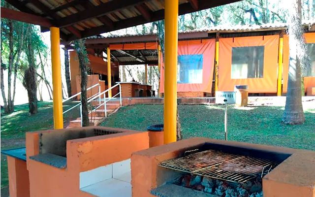Área de Churrasqueiras